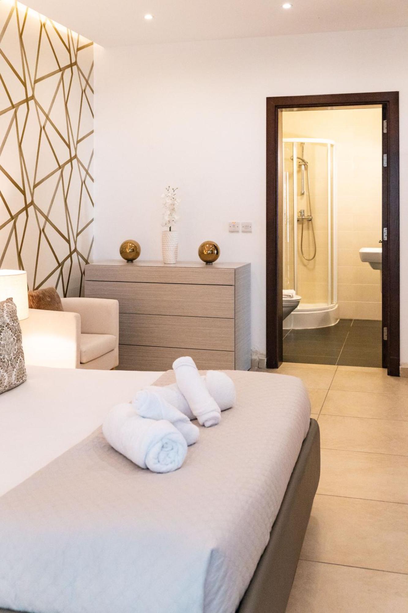 Luxury Seafront 3Br With Pool By Arcobnb Sliema Exterior foto